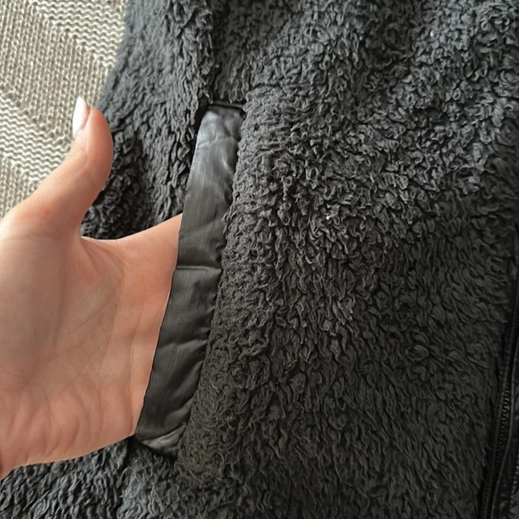 Patagonia Reversible Vest - Picture 3 of 10